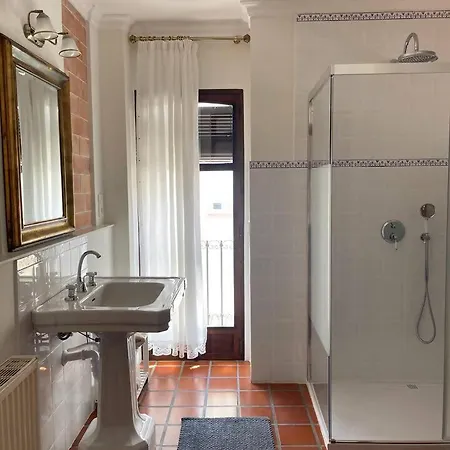 Casa Tq: Encanto Historico, Alma Y Confort Moderno דירה קלפה