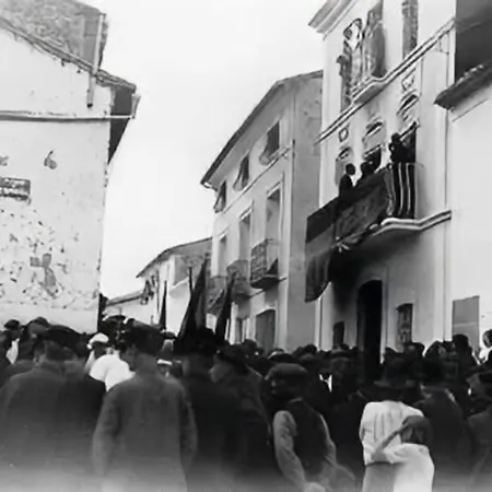 Casa Tq: Encanto Historico, Alma Y Confort Moderno Кальпе